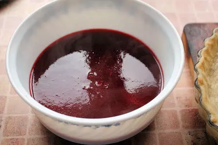 Клубничный тарт с малиновым желе: шаг 6