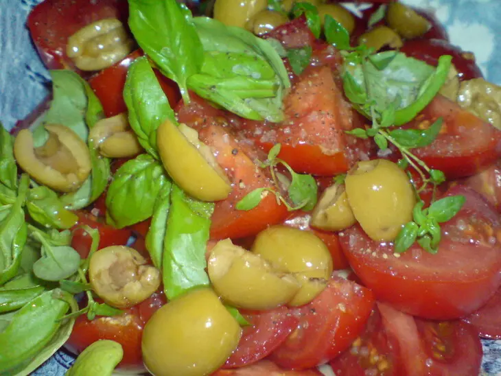 Рулетики из куриной грудинки,пармской ветчины и моццареллы,приготовленные на пару.: шаг 3