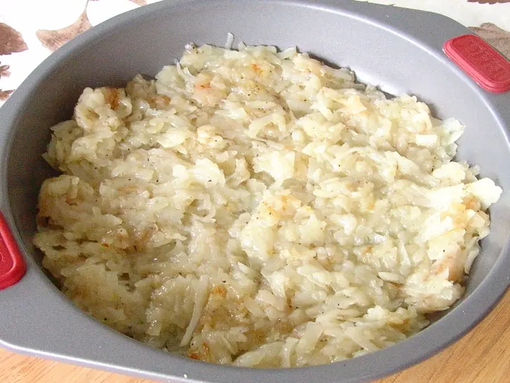 Закусочный пирог с картофельной корочкой в итальянском стиле: шаг 1