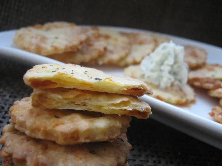 Русская версия сырных крекеров - " хрустяшки от николь" (nicoles cheddar crisps).: шаг 12
