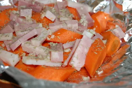 Запеченная морковь в фольге: шаг 1