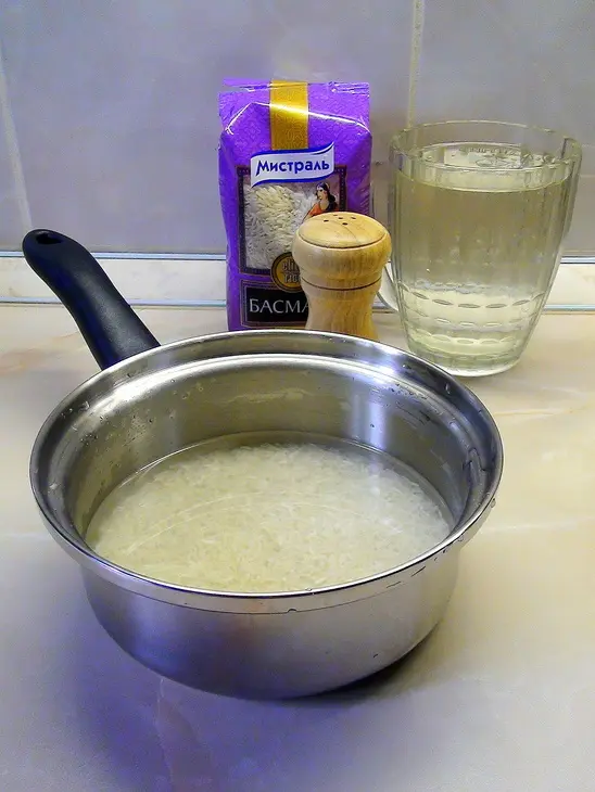Фруктовый суп-пюре с заварным соусом и рисом.: шаг 3