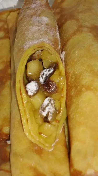 Блинчики с яблоками и изюмом!: шаг 6