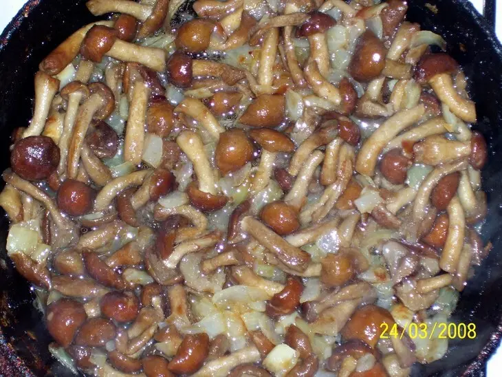 Киш с грибами и картошкой: шаг 4
