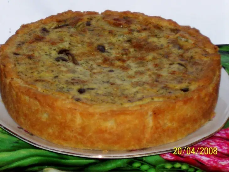 Киш с грибами и картошкой: шаг 5