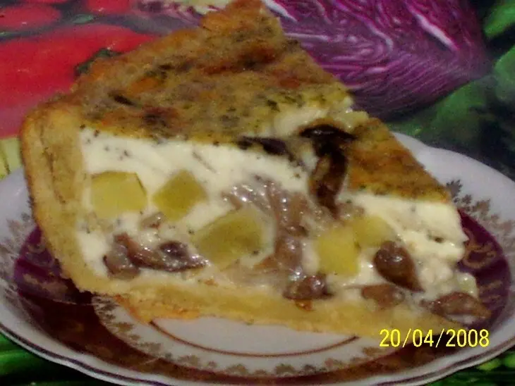 Киш с грибами и картошкой: шаг 7