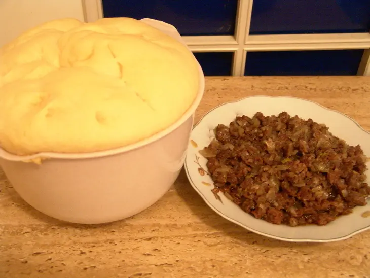 Xлеб закусочный (с мясом): шаг 3