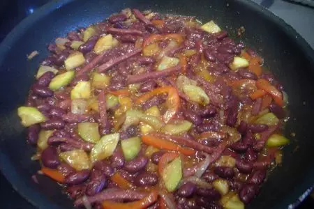 Спагетти с кабачком и фасолью: шаг 7