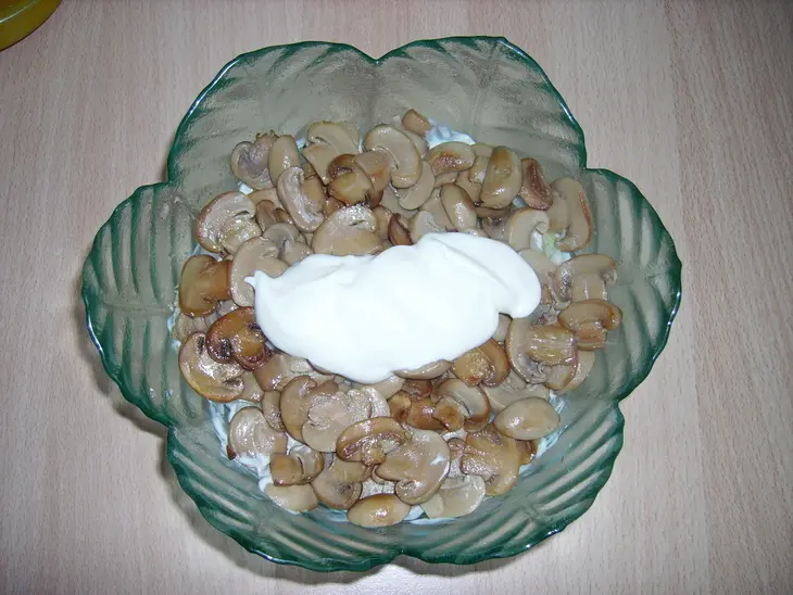 Салат "зимнее солнце": шаг 3