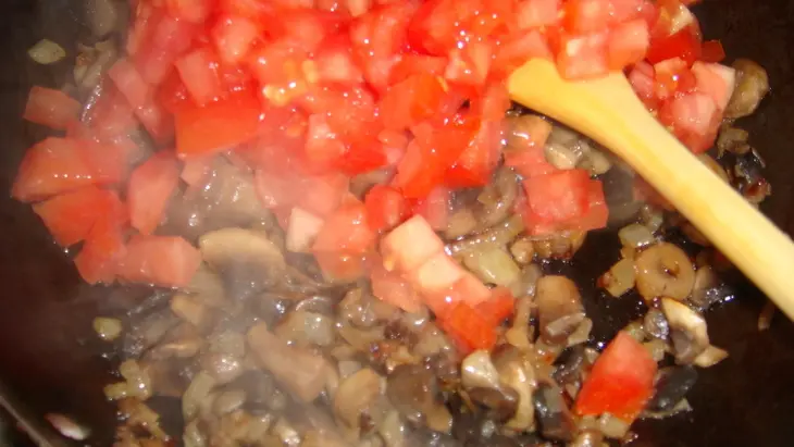 Паста с овощами, грибами и кедровыми орешками: шаг 2