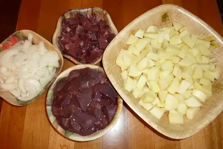 Картошка жаренная с печенью и сердцем "джиз-быз русская версия": шаг 1