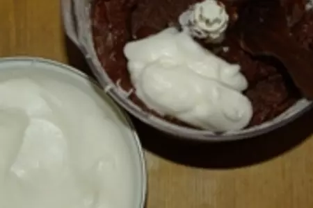 Торт шоколадный с клубникой: шаг 6