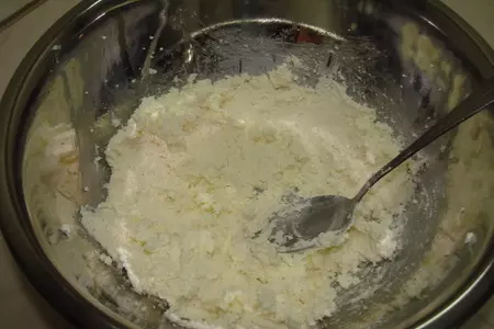 Блинная запеканка с творогом и клубникой с соусом из жимолости: шаг 12