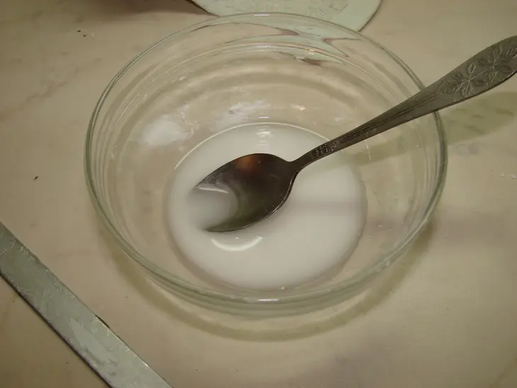 Блинная запеканка с творогом и клубникой с соусом из жимолости: шаг 23
