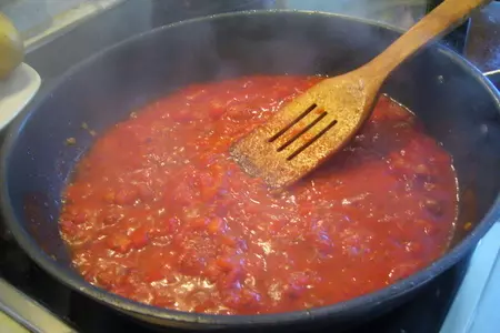Испанский картофельный омлет (тортилья) с тунцом и оливками: шаг 7