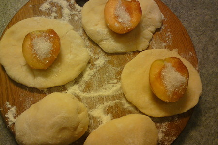 Пирожки с абрикосами из творожного теста - супер быстро и просто: шаг 2