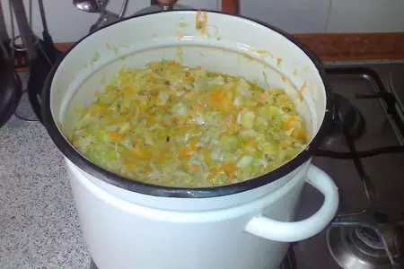Салат из капусты: шаг 3