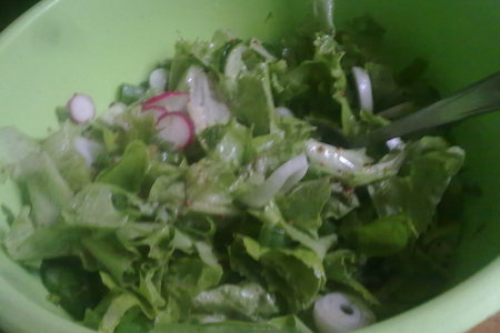 Зелёный салат с хрустящими гренками: шаг 7
