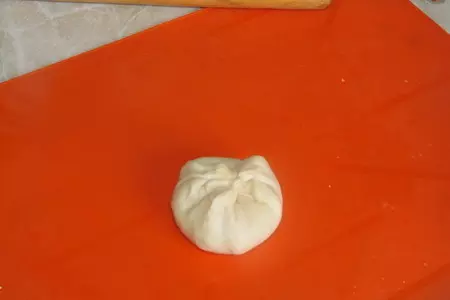 Ароматные булочки с сочной начинкой: шаг 4