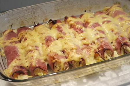 Ветчинные „каннеллони“ с начинкой из маринованной капусты: шаг 6