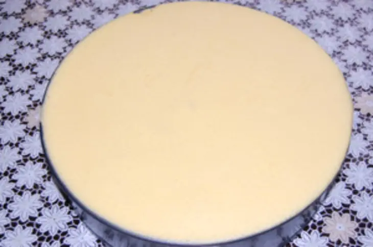 Торт-мусс с клубникой и шампанским: шаг 15