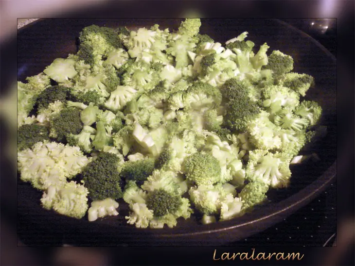 Жареная брокколи - быстро, просто, вкусно!: шаг 4