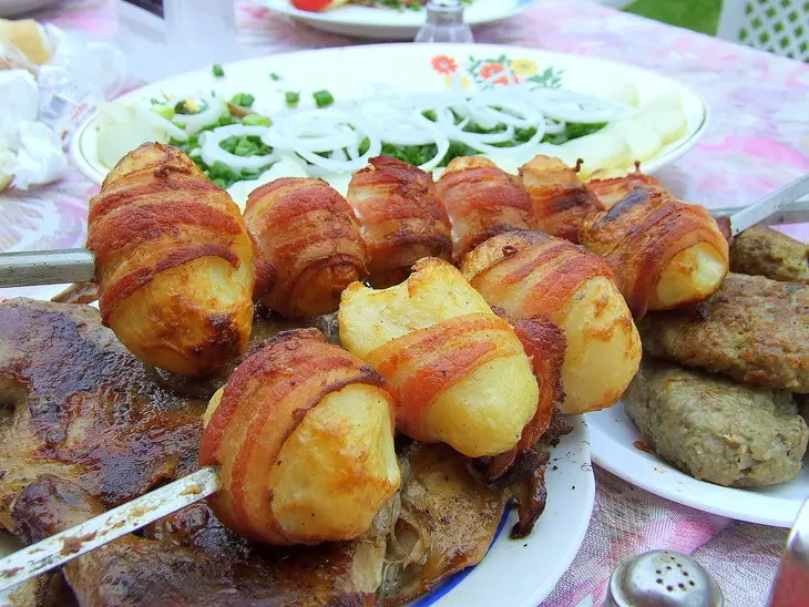 Картофель в беконе // шашлык из картофеля, как гарнир или самостоятельное блюдо.: шаг 1