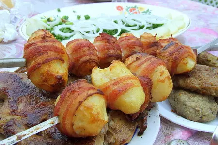 Картофель в беконе // шашлык из картофеля, как гарнир или самостоятельное блюдо.: шаг 1