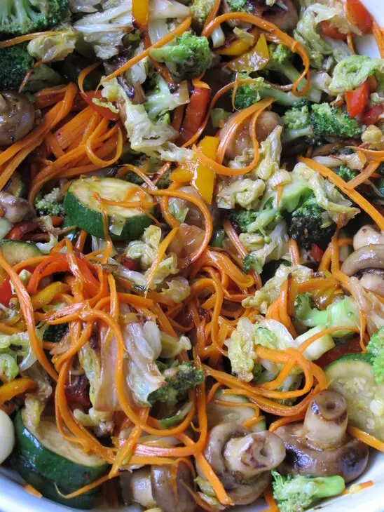 Вьетнамский салат из рисовой  лапши с овощами.: шаг 10