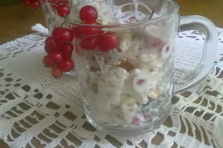 Десерт с красной смородиной, безе и овсяным печеньем: шаг 6