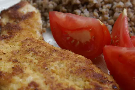Куриное филе в панировочных сухарях :s: шаг 9