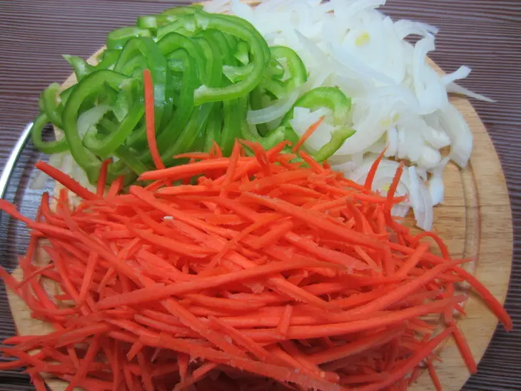 Запеканка из кабачков, баклажана и курицы: шаг 4