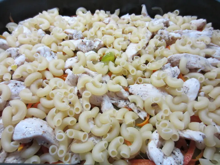 Запеканка из кабачков, баклажана и курицы: шаг 7