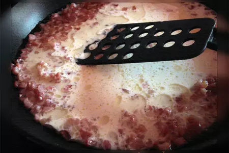 Фаршированные ракушки из пасты "lumaconi" в соусе "прощай, талия, и не возращайся!": шаг 11