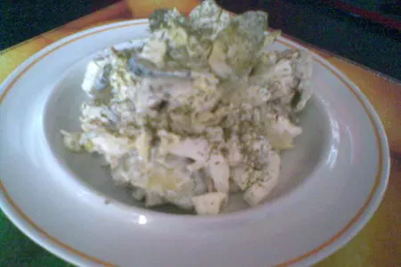 Салат из капусты морской и сухопутной: шаг 3