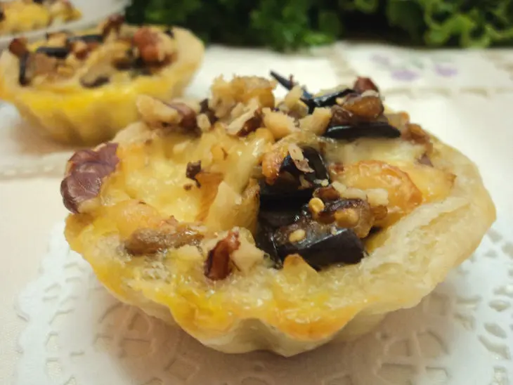Закусочные корзинки с баклажанами, сыром и орехами.: шаг 3