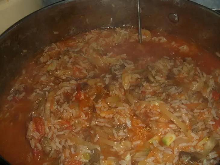 Салат с рисом на зиму: шаг 1