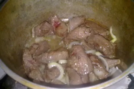 Мясо с кисломолочной подливой: шаг 3