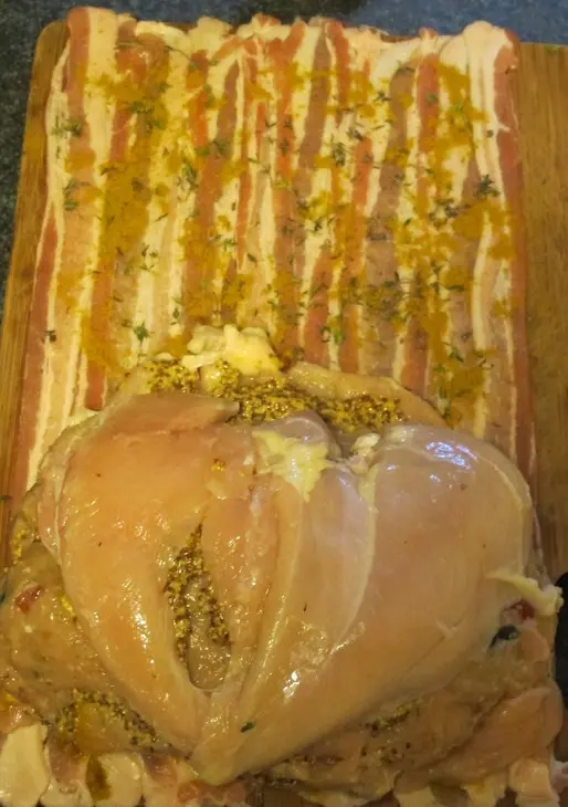 Куриный рулет с анчоусами.: шаг 4