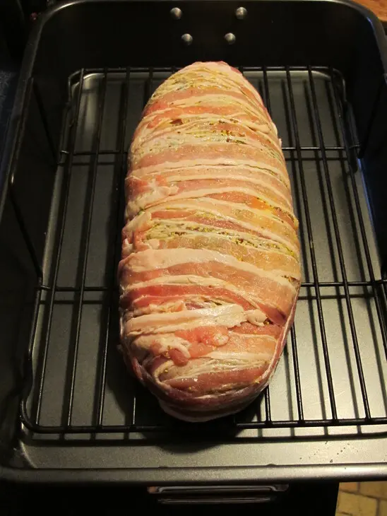 Куриный рулет с анчоусами.: шаг 6