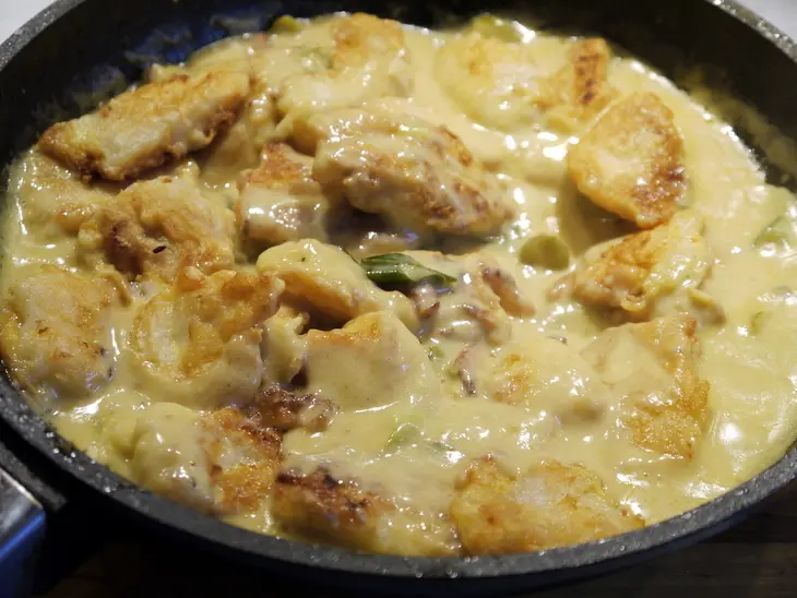 Hamburger pannfisch (жареная картошка с рыбой по гамбургски): шаг 4