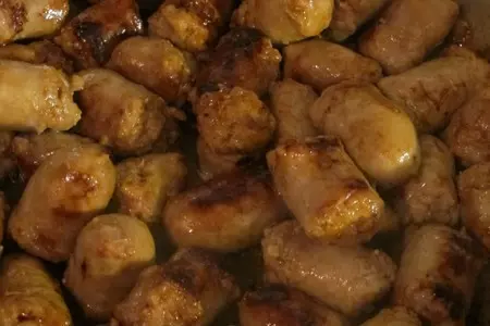 Винно -томатно -морковный соус с домашними колбасками: шаг 2