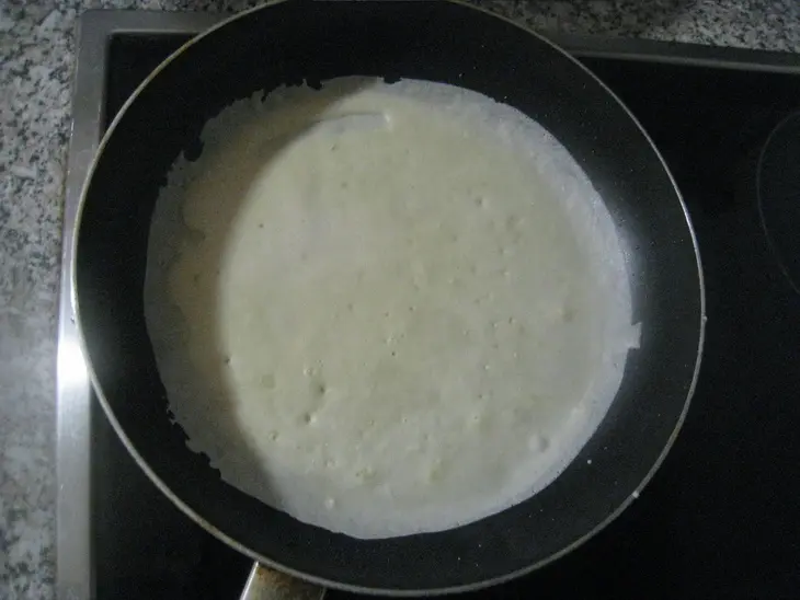 Блины с карамельными грушами: шаг 3