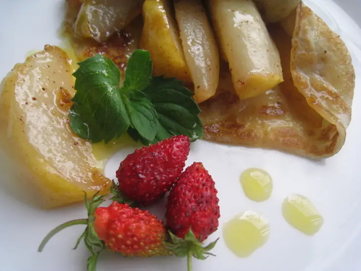 Блины с карамельными грушами: шаг 10