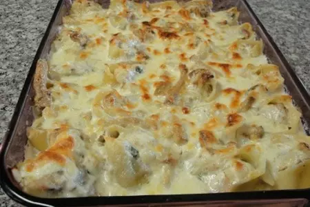 Тунец с креветками и грибами в ракушках: шаг 8