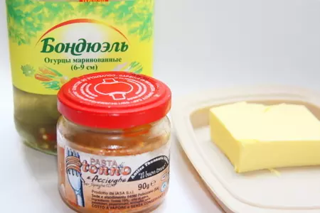 Паста "romeo" на мясном бульоне с тунцом, каперсами и сливочным маслом.: шаг 3