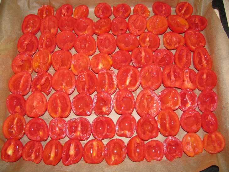 Вяленые помидорки: шаг 1