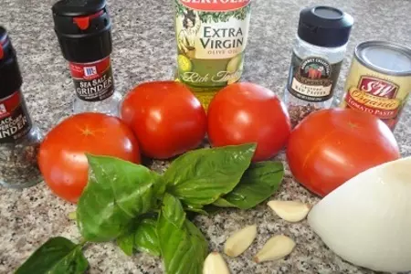 Ракушки с мясом и грибами под сырно-томатным соусом: шаг 3