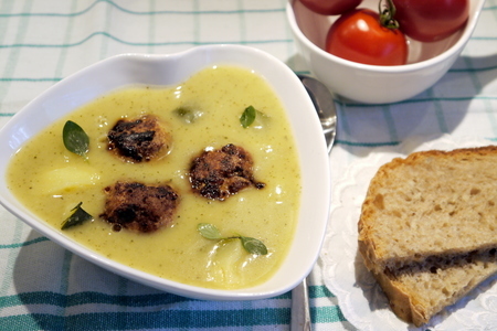 Картофельно-цукиниевый суп-пюре с тефтельками: шаг 2