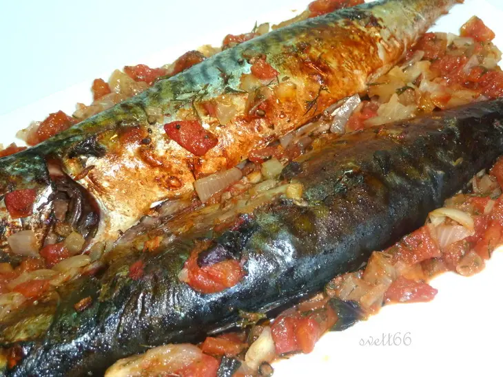 Скумбрия плаки ( скумбрия запеченная с овощами) критская кухня: шаг 7